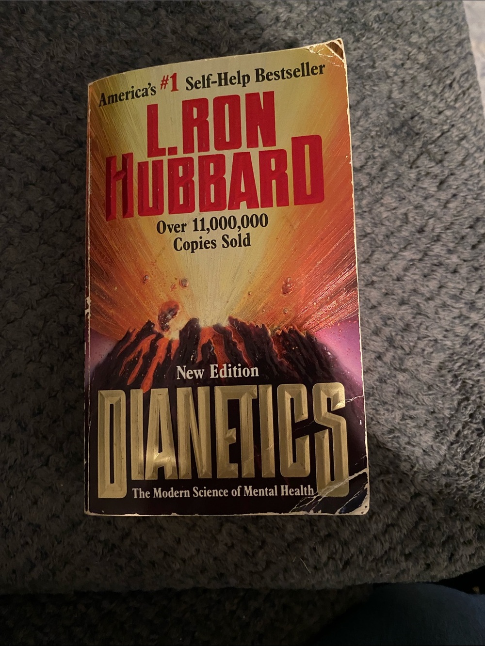 Book L. Ron Hubbard DIANETICS Paperback - Yellow/Red/Black Cover